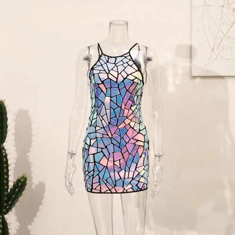 Silberne Mosaik-Kleid