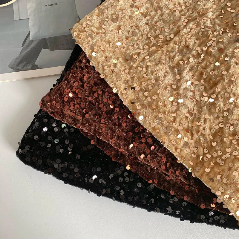 Kurzer Paillettenrock