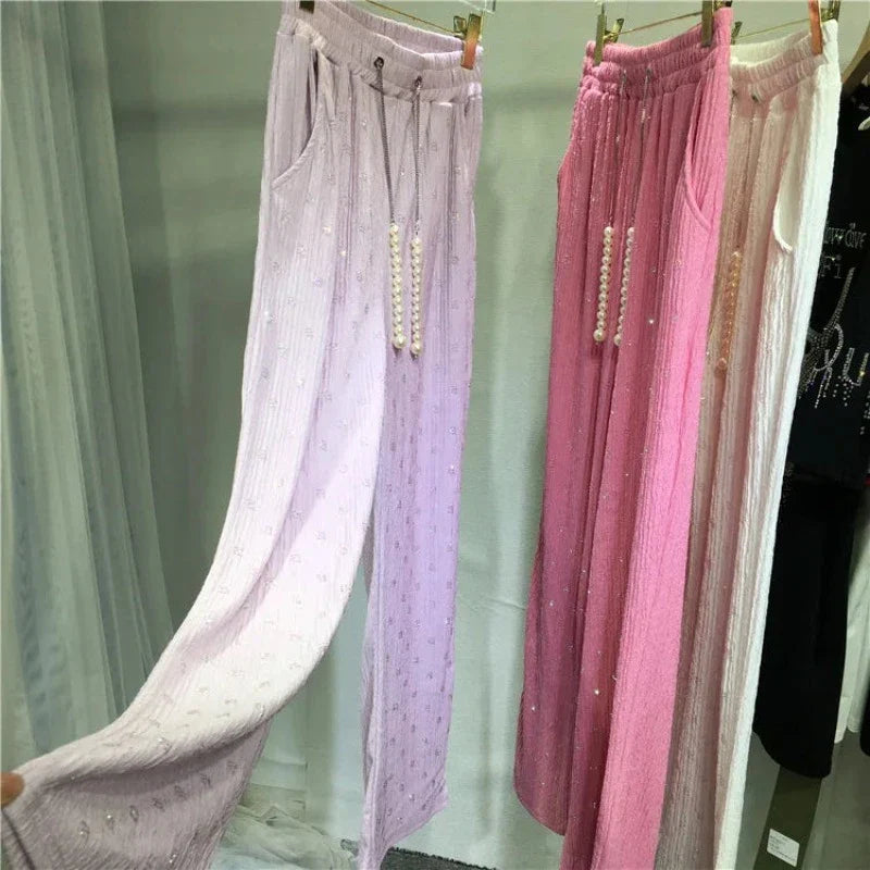 Plissee-Hose mit Pailletten und Strass